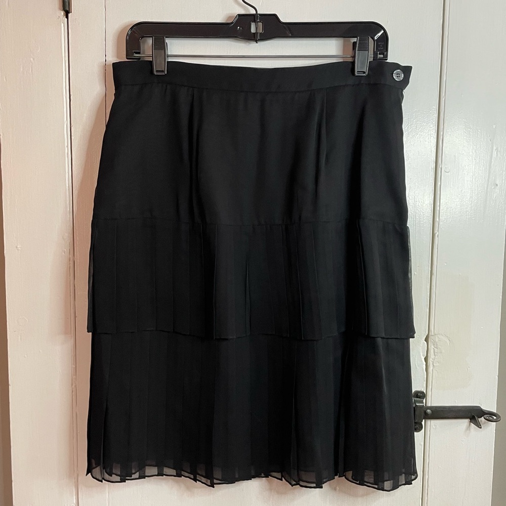 Vintage Saks Fifth Avenue 100% Silk Chiffon Women’s Black Tiered Pleated Skirt